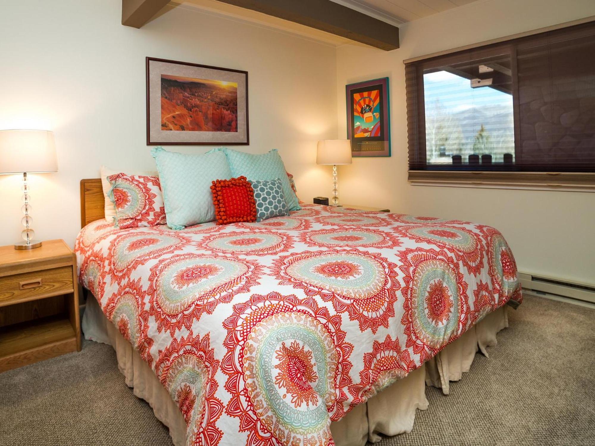 Lift One Condominiums - One, Two, Three Bedroom Units Adjacent To Downtown Aspen Bilik gambar
